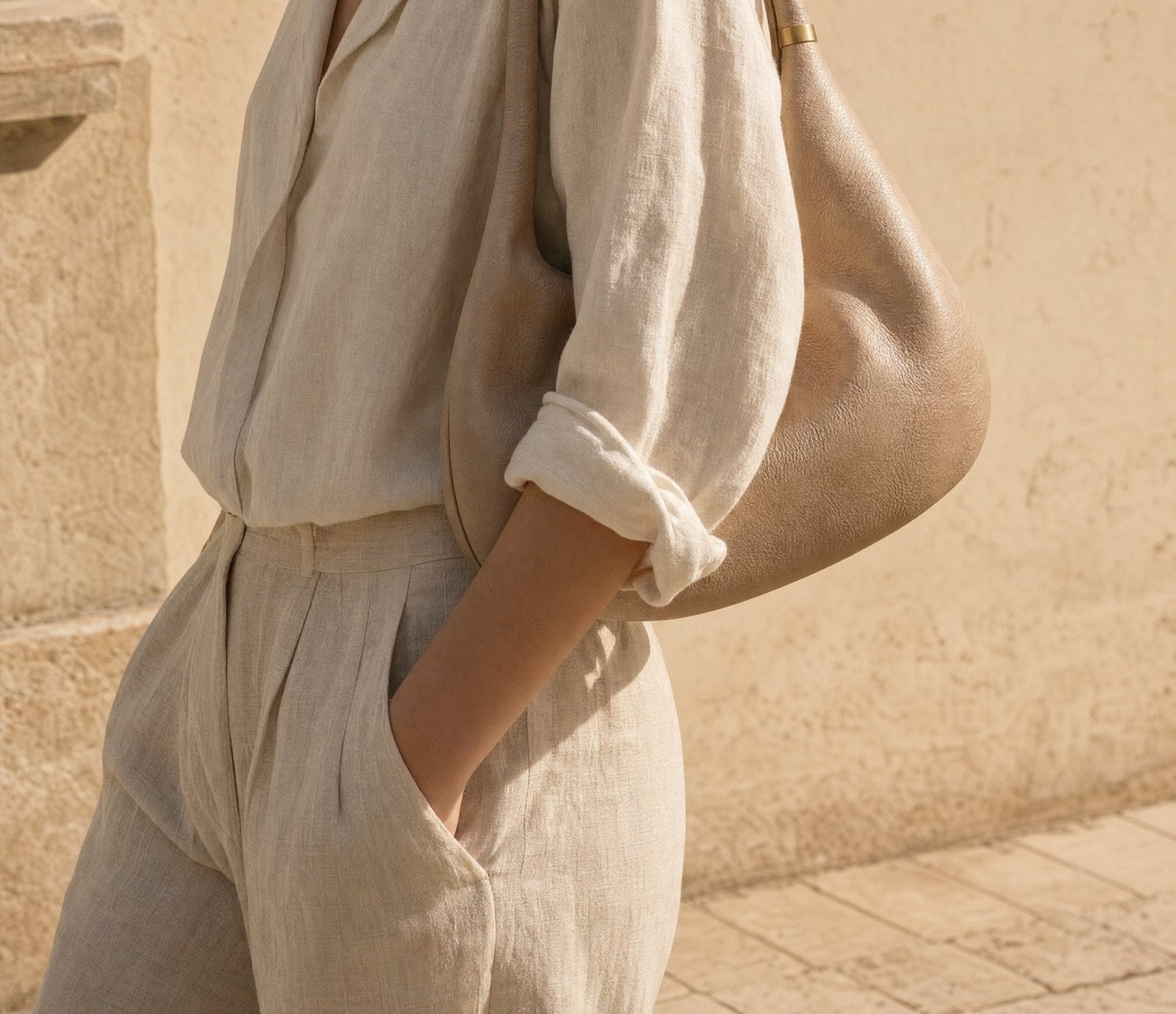 Toma, in a Florentine courtyard.